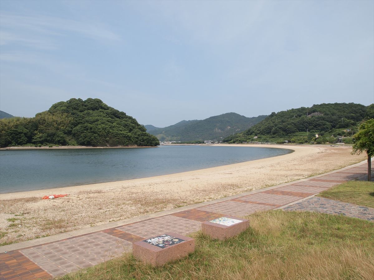 福山市内海町で海水浴「クレセントビーチ」の海開きは7月4日（金）